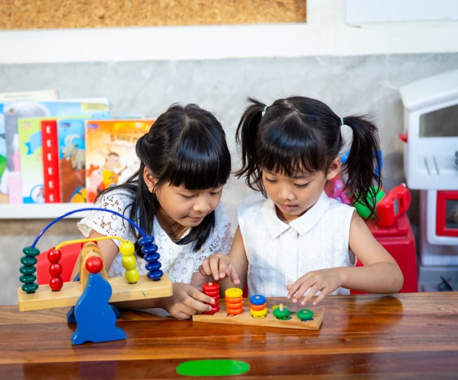 Kindergarten 1 English and Mathematics P1